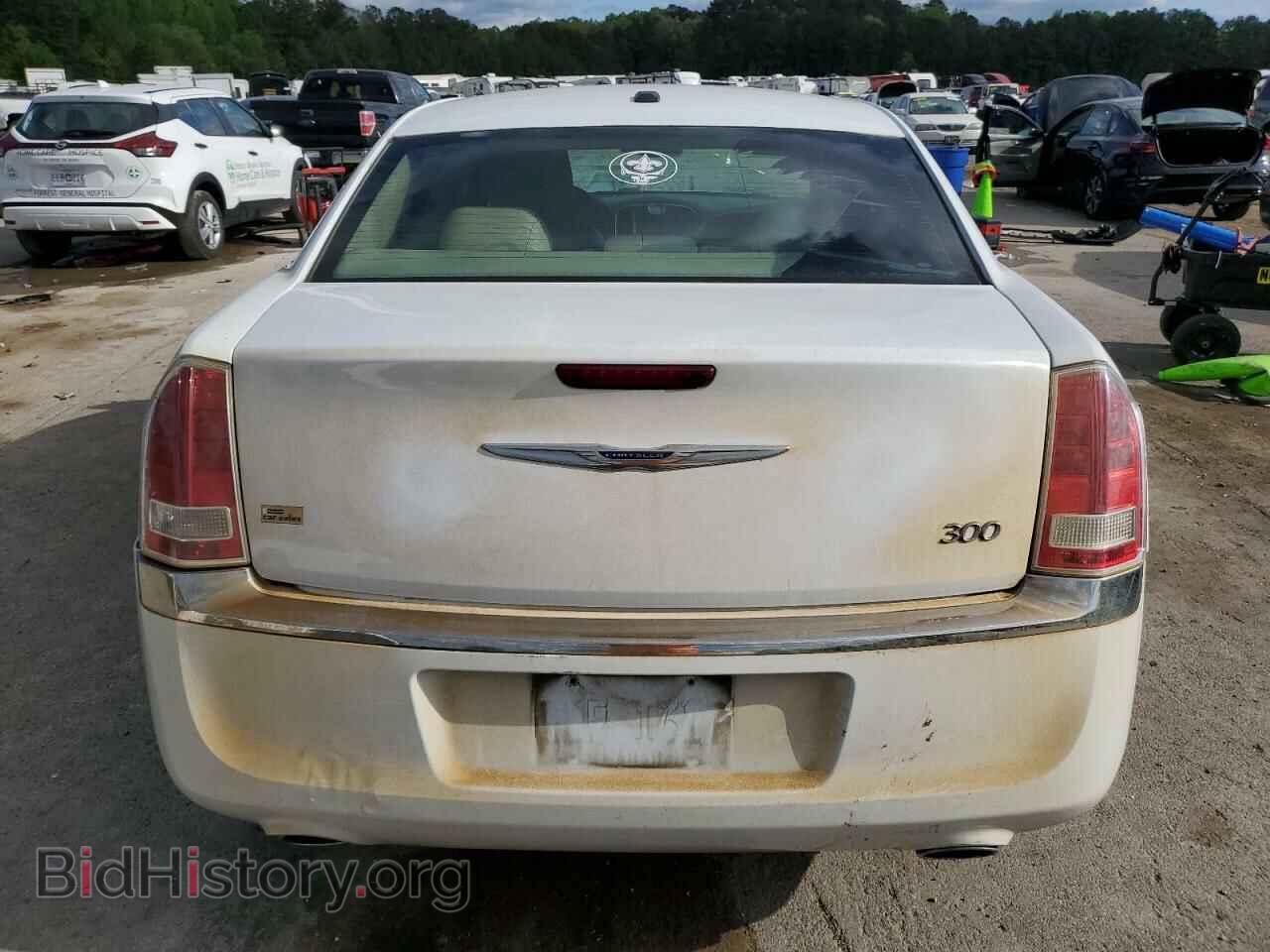2014 CHRYSLER 300 - VIN: 2C3CCAAG2EH327285 - Фото 6
