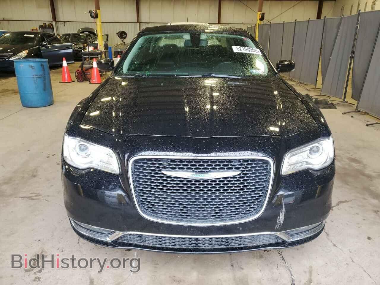 2017 CHRYSLER 300 - VIN: 2C3CCARG7HH606885 - Фото 5