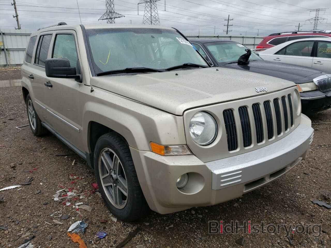 Photo 1J4FF48B99D188636 - JEEP PATRIOT 2009