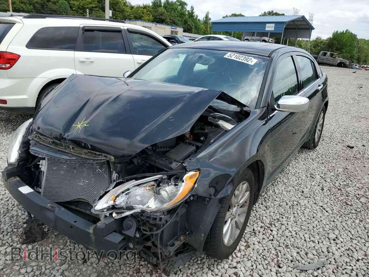 2014 CHRYSLER 200 - VIN: 1C3CCBCGXEN172365 - Фото 2