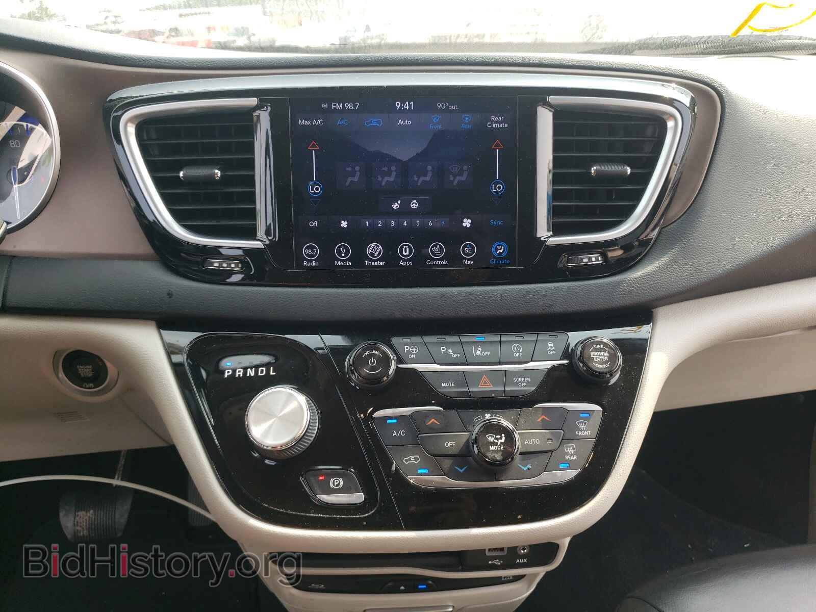 2018 CHRYSLER PACIFICA - VIN: 2C4RC1EG8JR121392 - Фото 9