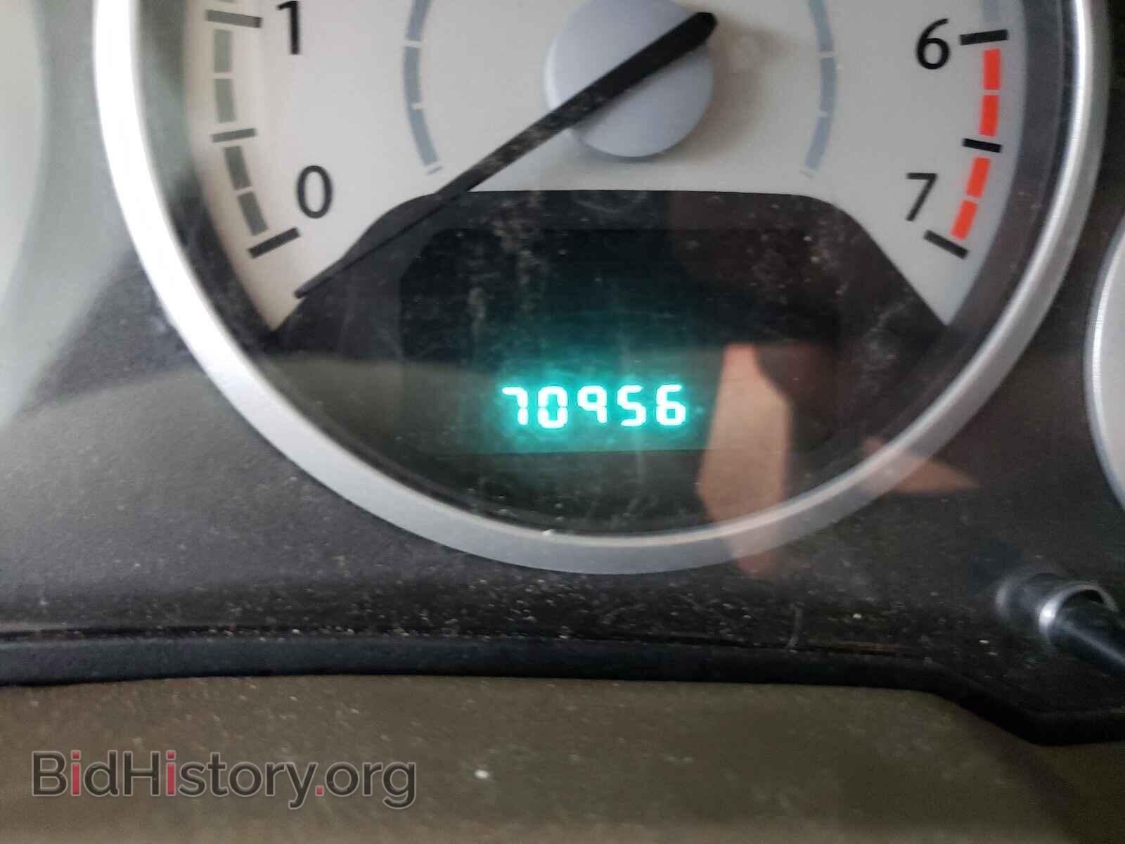 2008 CHRYSLER MINIVAN - VIN: 2A8HR54P18R149329 - Фото 8