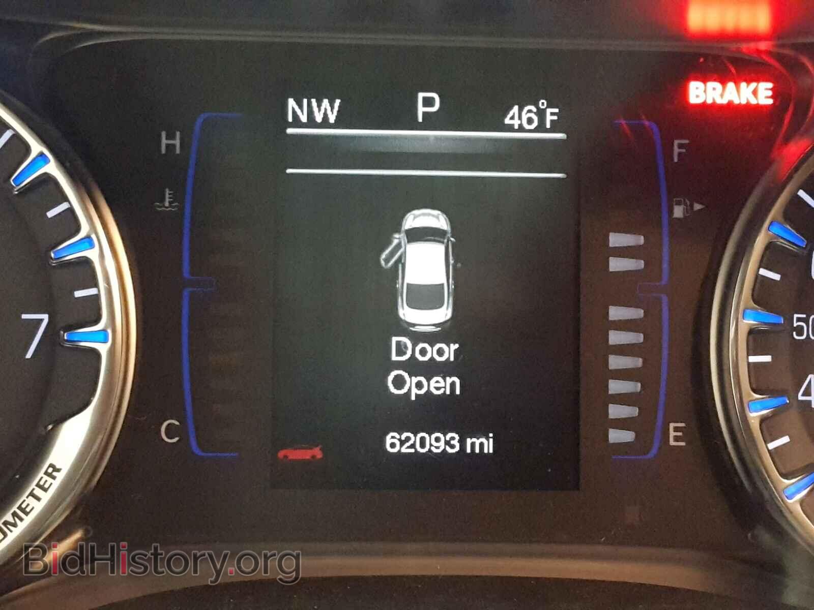 2015 CHRYSLER 200 - VIN: 1C3CCCAB9FN654078 - Фото 8