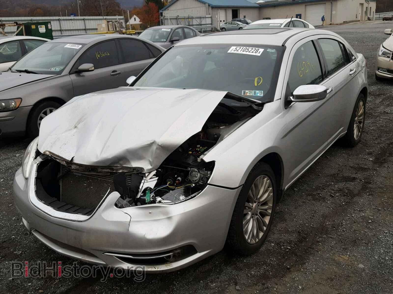 2012 CHRYSLER 200 - VIN: 1C3CCBCB0CN137772 - Photo 2