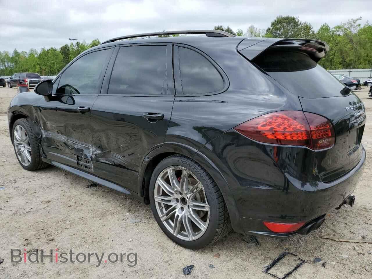 2013 PORSCHE CAYENNE - VIN: WP1AD2A22DLA71661 - Photo 2