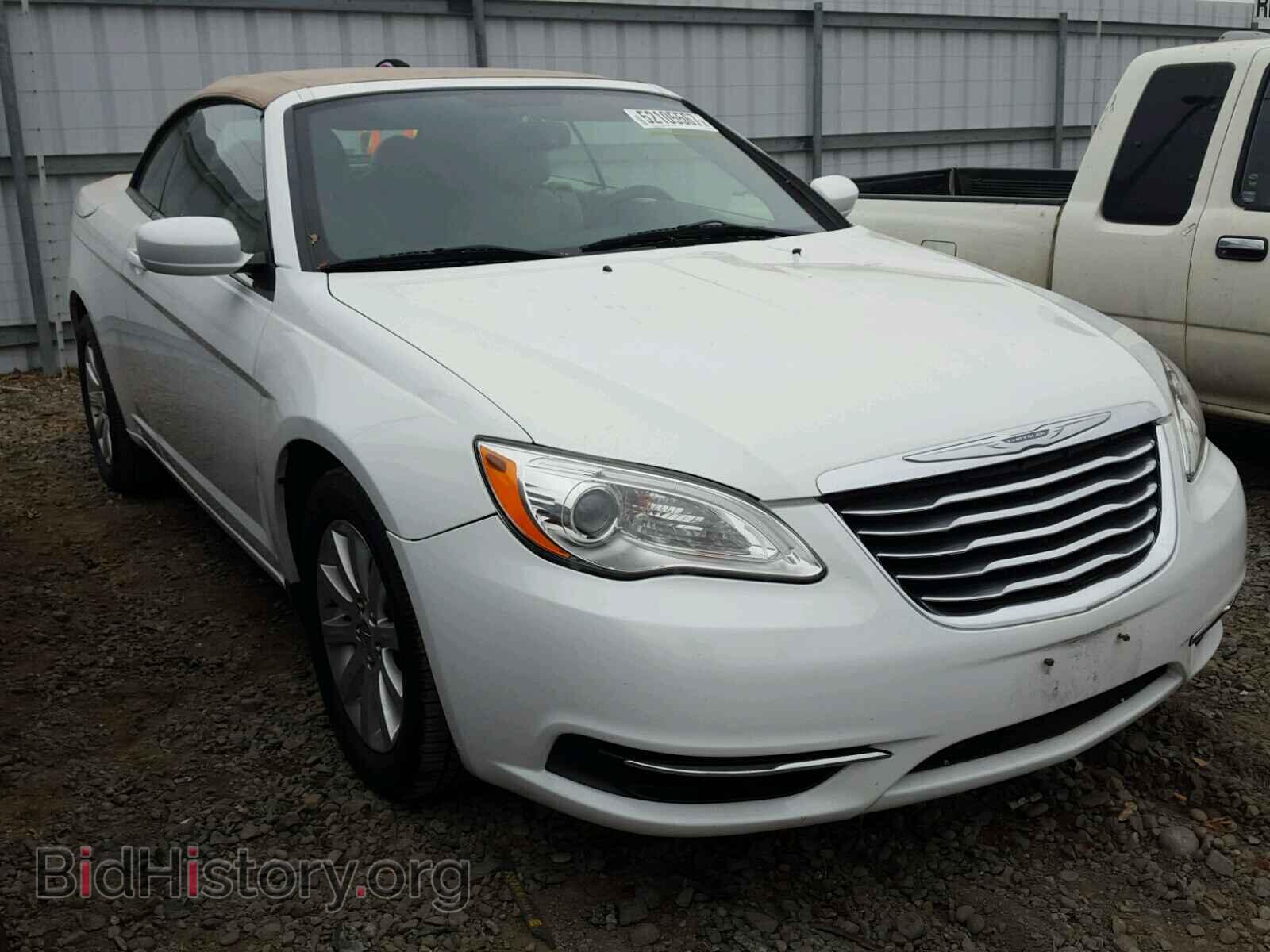 Photo 1C3BC2EB6BN549637 - CHRYSLER 200 2011