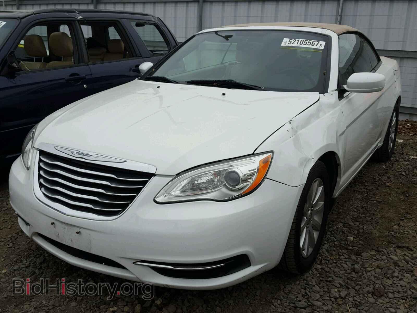 2011 CHRYSLER 200 - VIN: 1C3BC2EB6BN549637 - Фото 2