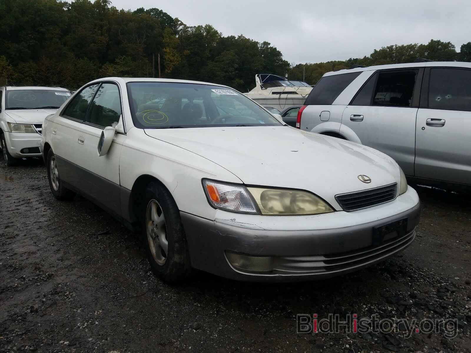 Photo JT8BF28G9W0128118 - LEXUS ES300 1998