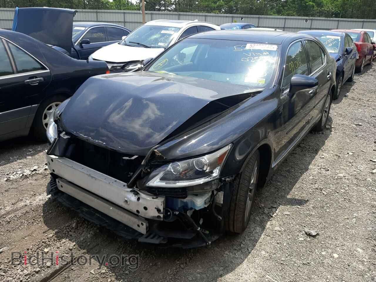 2016 LEXUS LS460 - VIN: JTHCL5EF4G5025980 - Фото 2