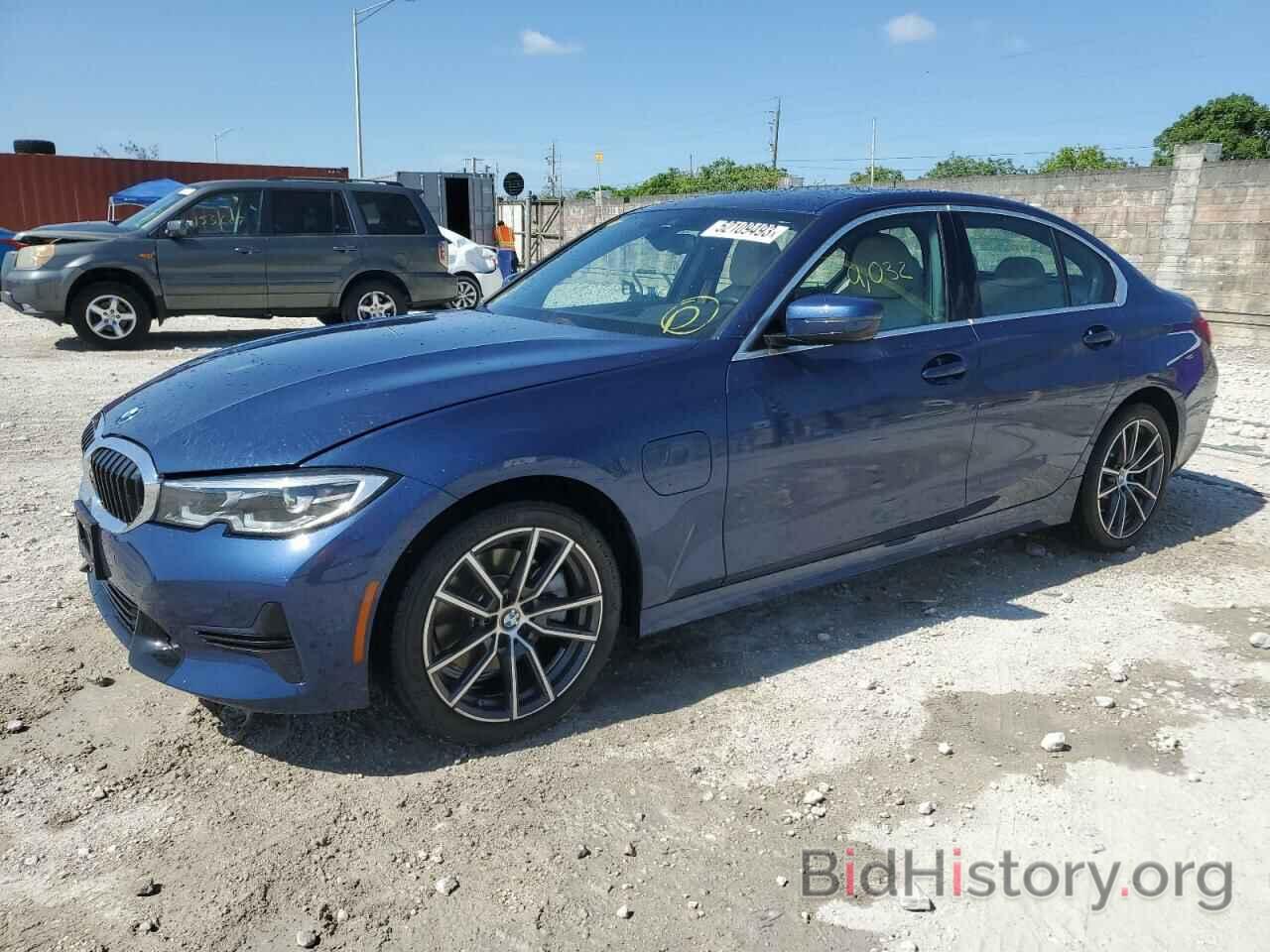 Фотография 3MW5P9J08M8C02176 - BMW 3 SERIES 2021