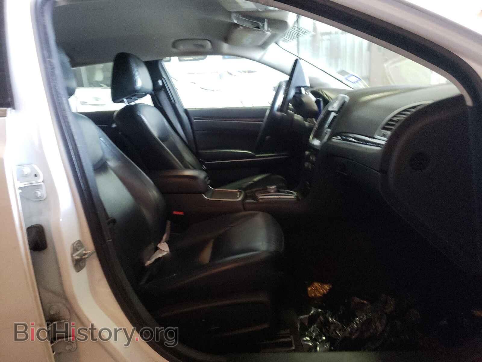 2016 CHRYSLER 300 - VIN: 2C3CCAAG3GH248288 - Фото 5