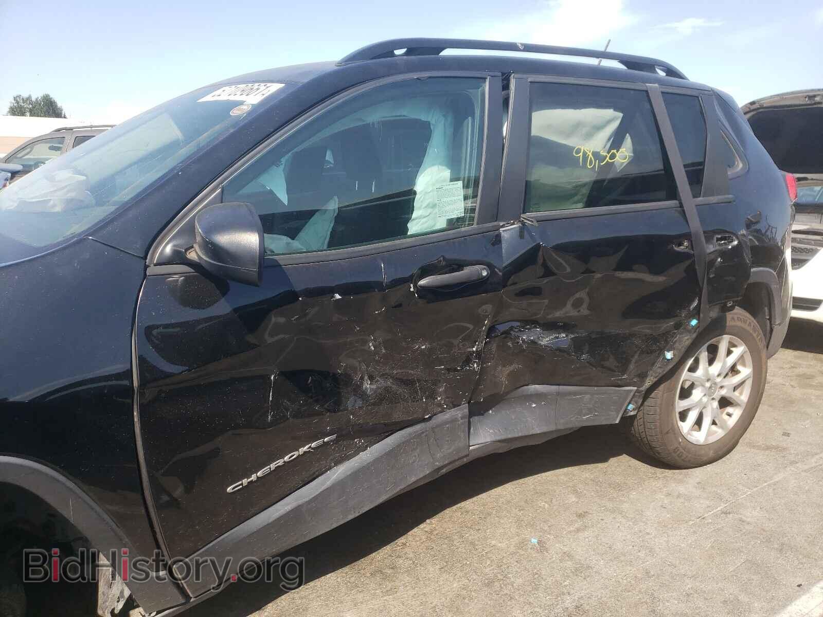 2017 JEEP CHEROKEE - VIN: 1C4PJLAB2HW663124 - Фото 9