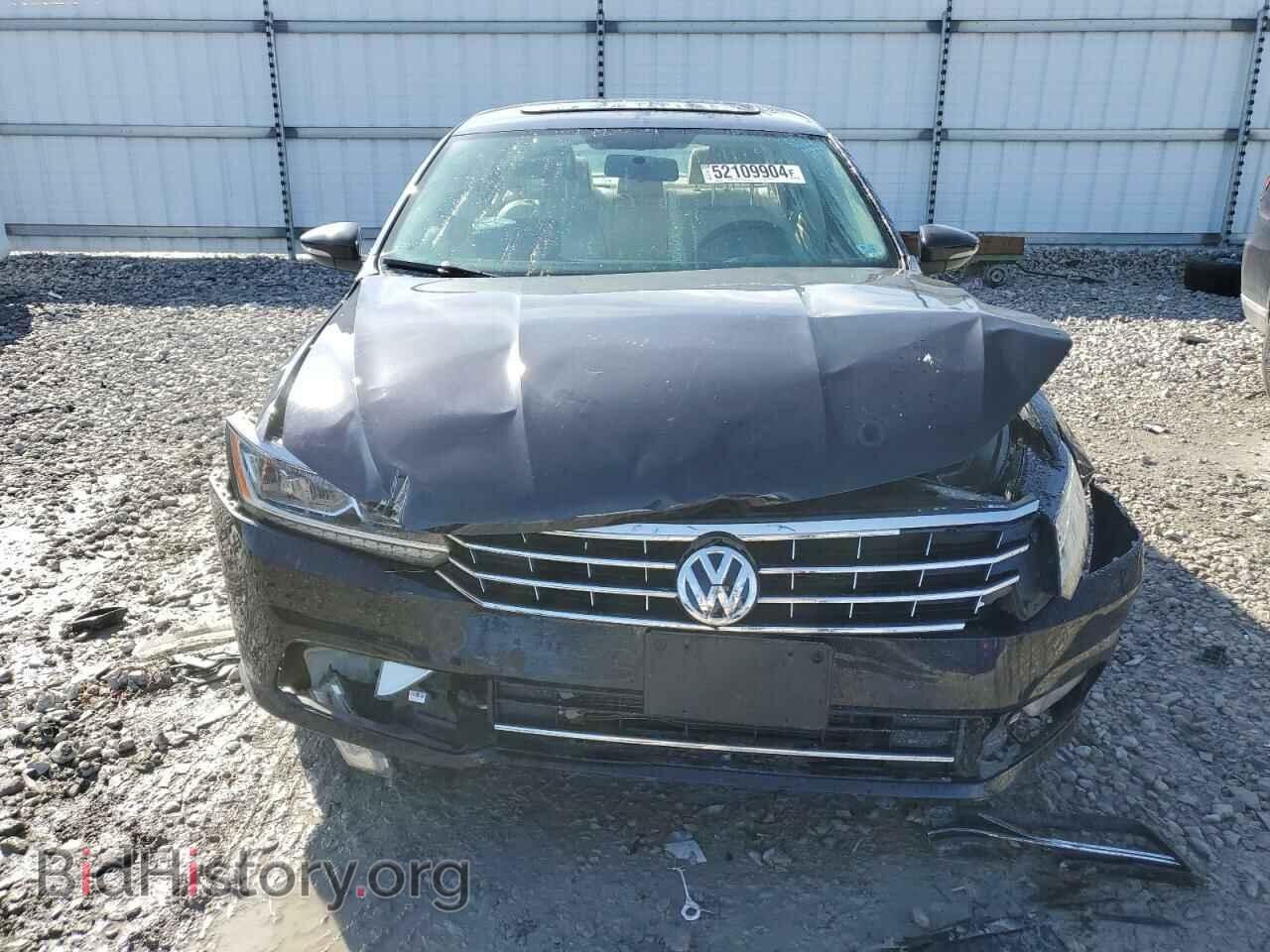 2017 VOLKSWAGEN PASSAT - VIN: 1VWBT7A38HC058513 - Фото 5