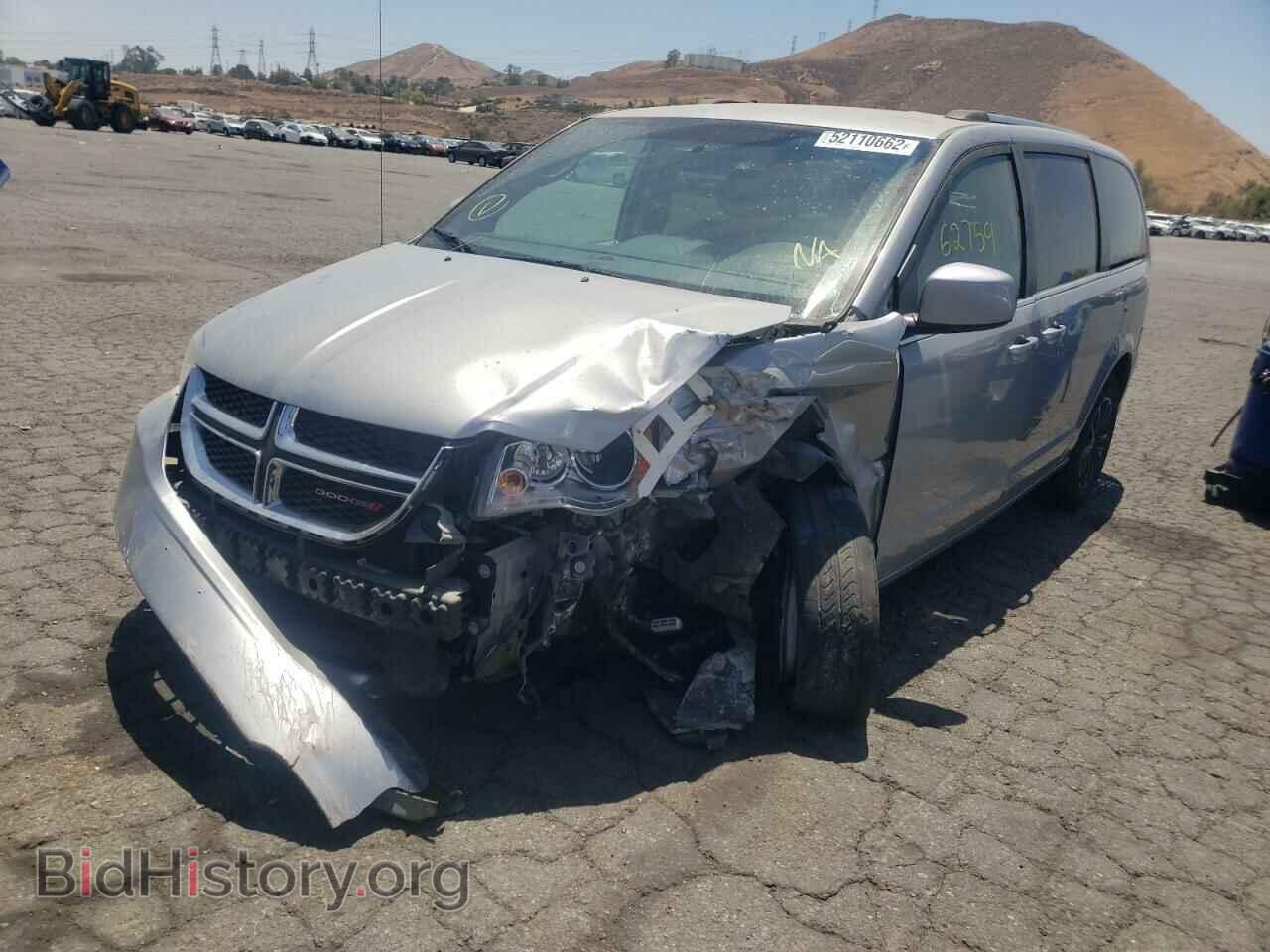 2018 DODGE CARAVAN - VIN: 2C4RDGCG2JR205968 - Фото 2