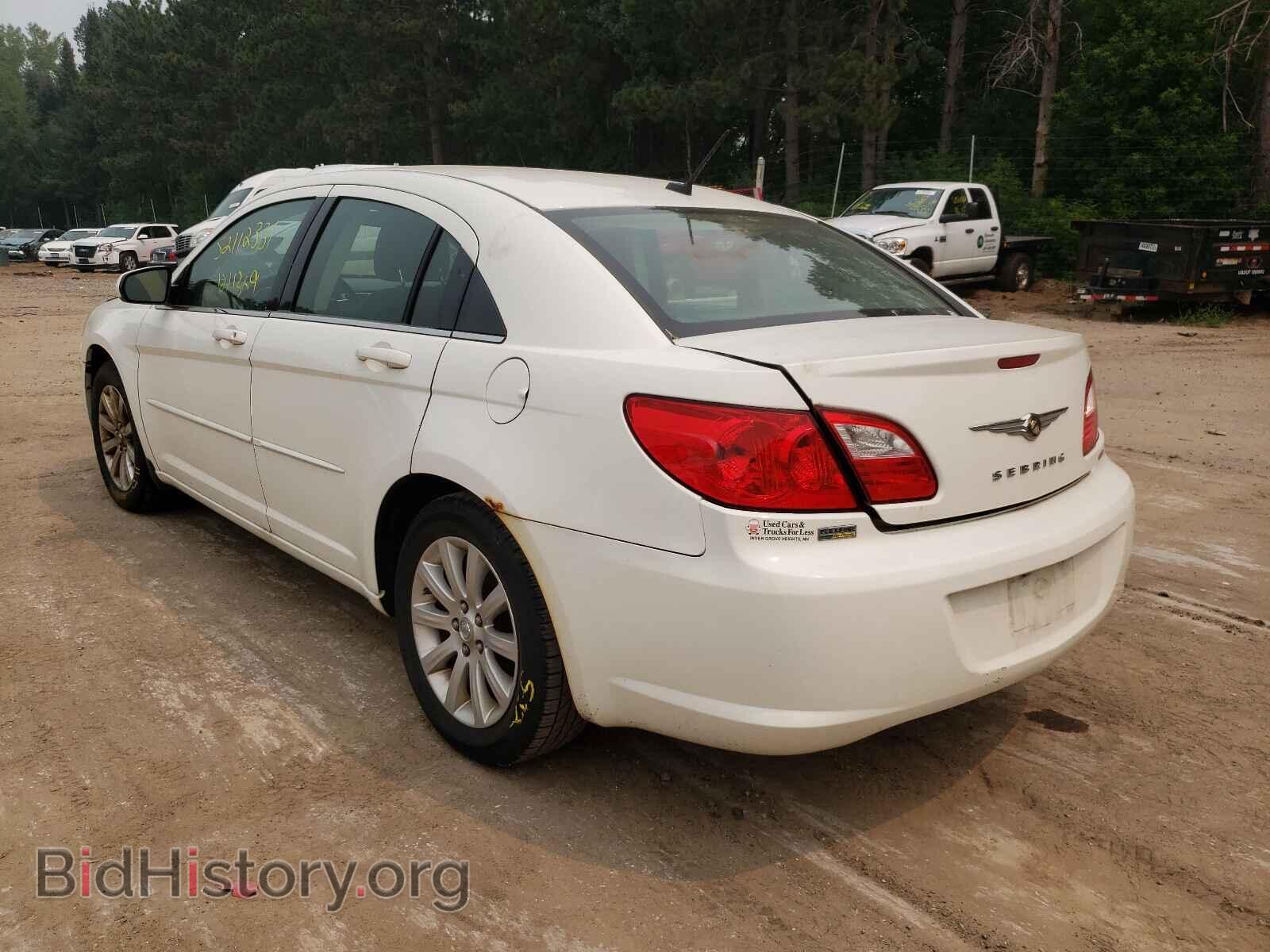 2010 CHRYSLER SEBRING - VIN: 1C3CC5FD6AN194554 - Фото 3
