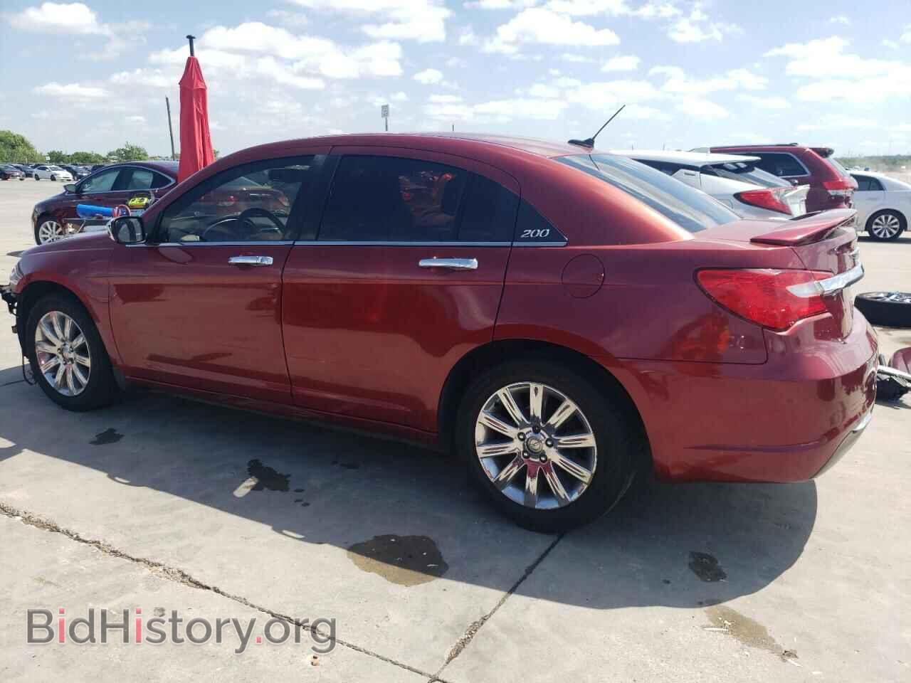 2013 CHRYSLER 200 - VIN: 1C3CCBCG5DN608120 - Фото 2
