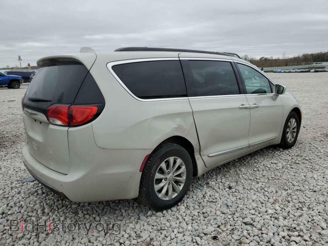 2017 CHRYSLER PACIFICA - VIN: 2C4RC1BG2HR665451 - Фото 3