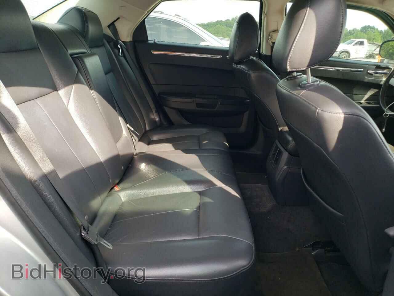 2010 CHRYSLER 300 - VIN: 2C3CA5CV2AH248900 - Фото 6