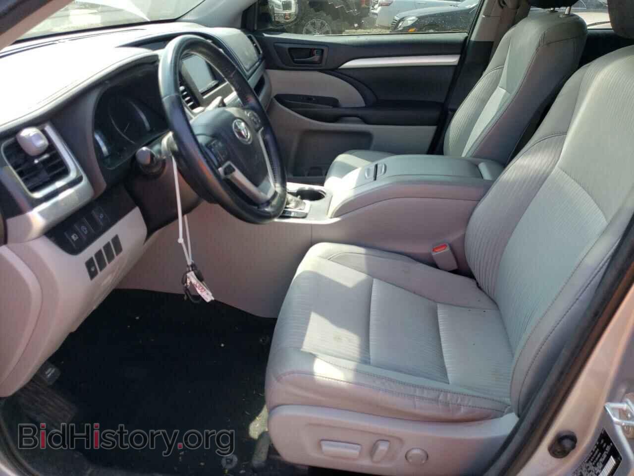 2017 TOYOTA HIGHLANDER - VIN: 5TDBZRFH5HS398220 - Фото 7