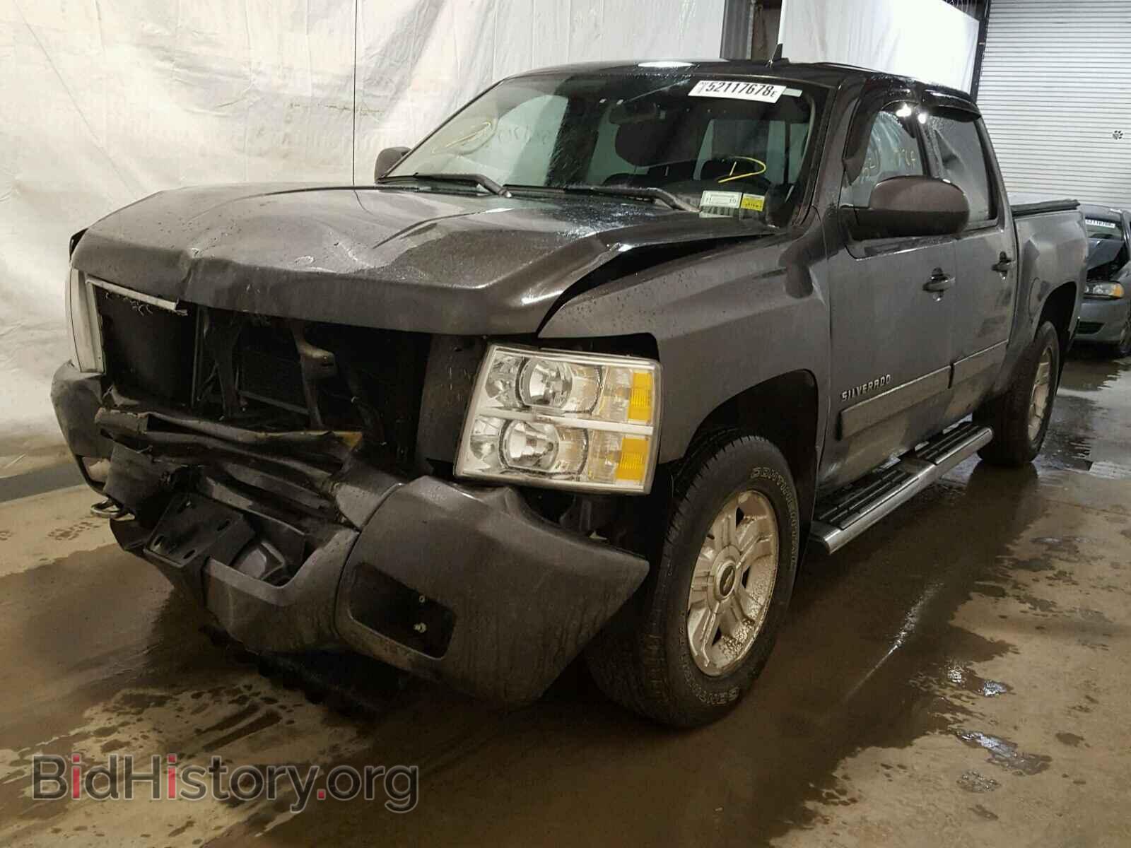 2011 CHEVROLET SILVERADO - VIN: 3GCPKSE37BG145302 - Фото 2