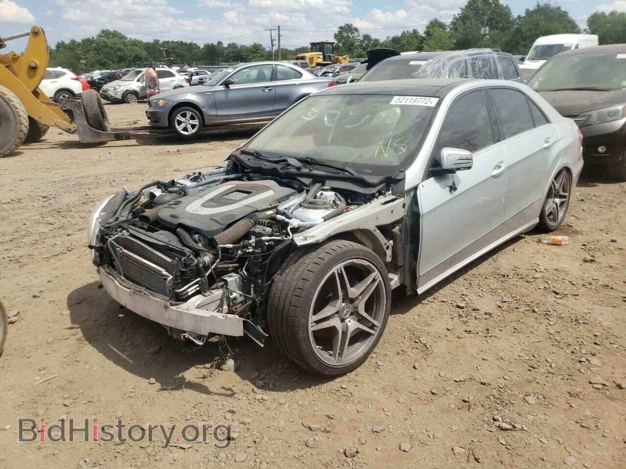 2011 MERCEDES-BENZ E-CLASS - VIN: WDDHF9AB9BA348159 - Фото 2
