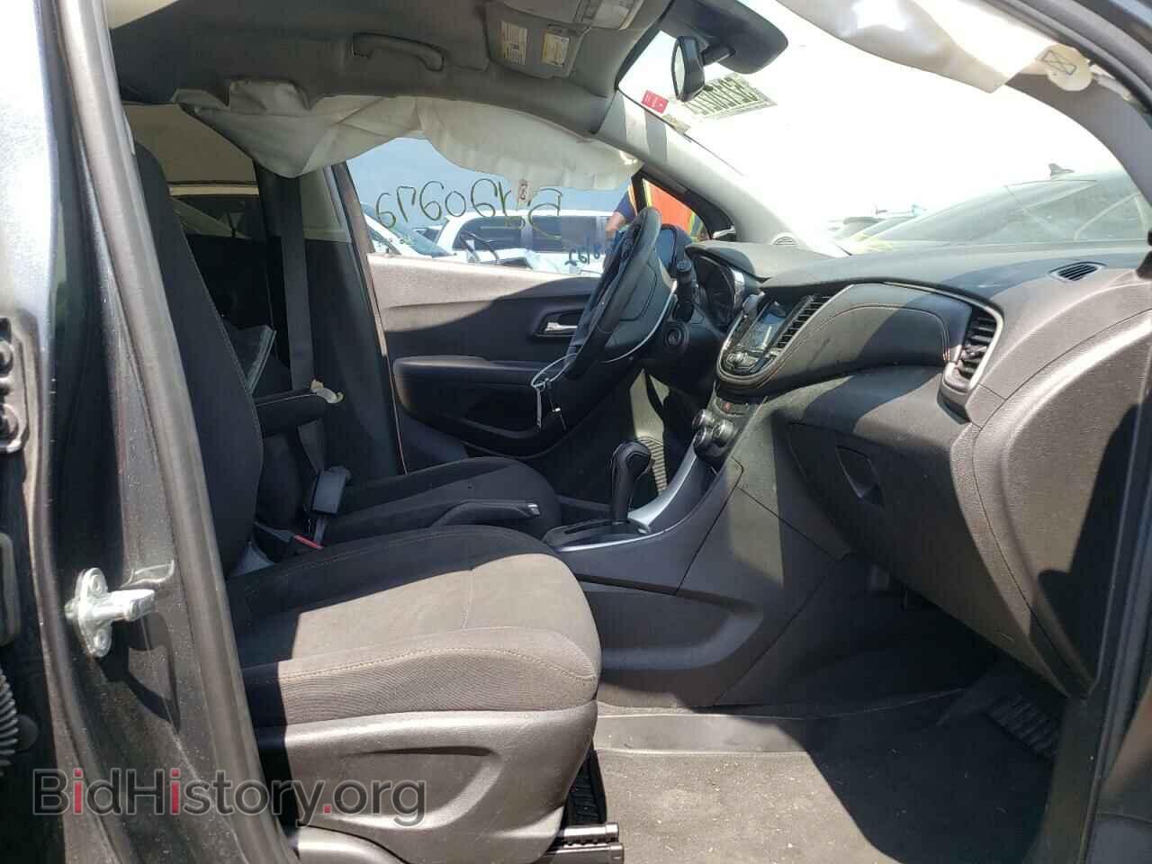 2019 CHEVROLET TRAX - VIN: 3GNCJKSB3KL404718 - Photo 5