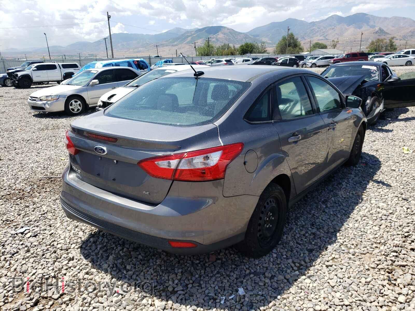 2012 FORD FOCUS - VIN: 1FAHP3F23CL190491 - Photo 4