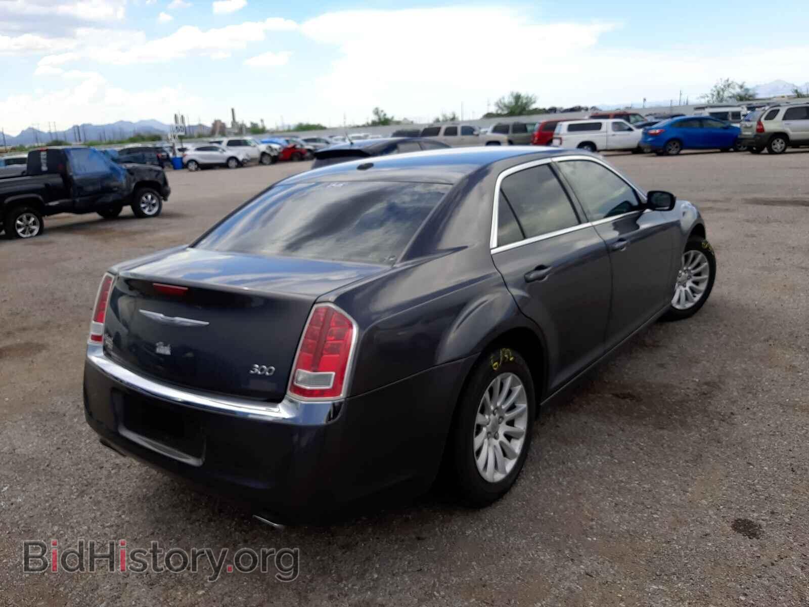 2014 CHRYSLER 300 - VIN: 2C3CCAAG2EH309532 - Фото 4