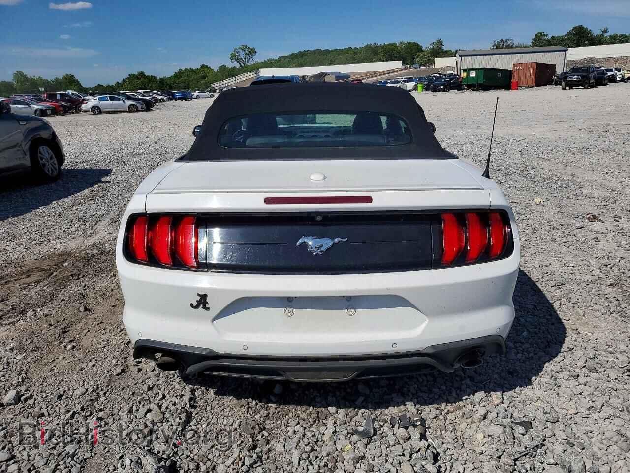 2018 FORD MUSTANG - VIN: 1FATP8UHXJ5166432 - Фото 6