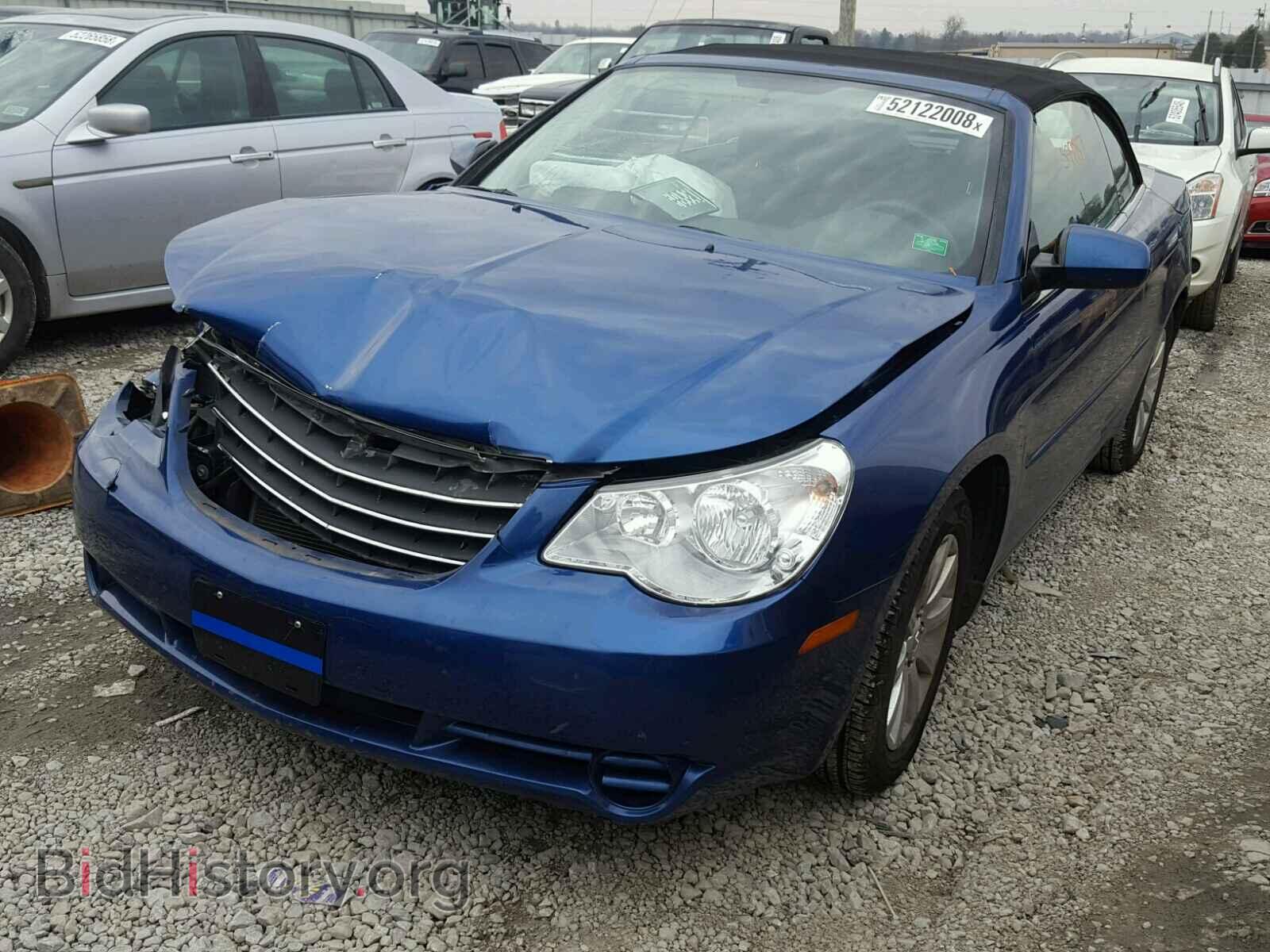 2010 CHRYSLER SEBRING - VIN: 1C3BC5ED7AN147613 - Фото 2