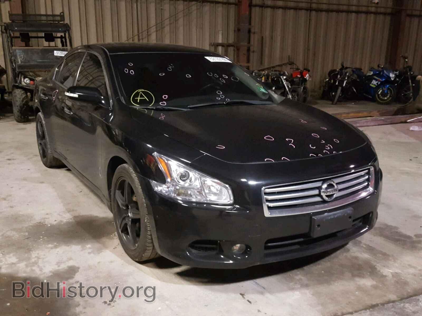 Photo  - NISSAN MAXIMA S 2010