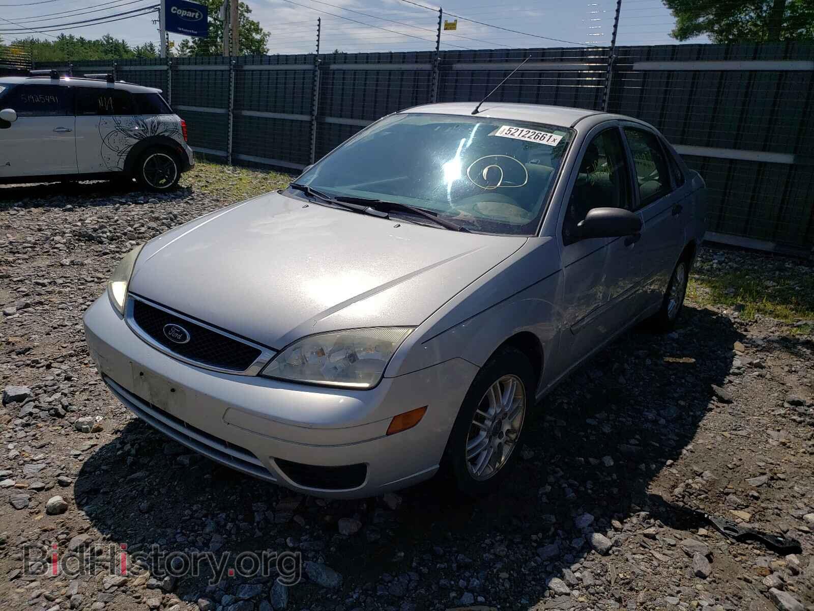 2007 FORD FOCUS - VIN: 1FAFP34N57W249727 - Photo 2