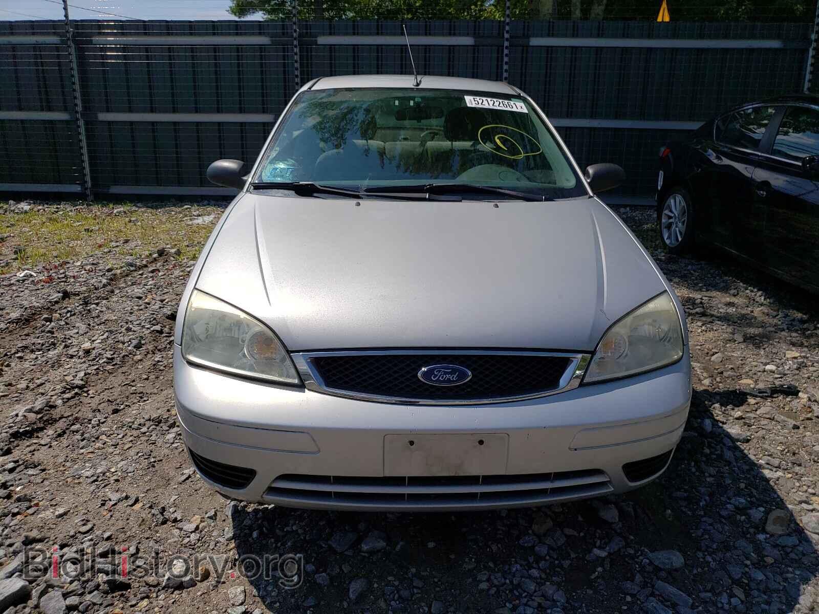 2007 FORD FOCUS - VIN: 1FAFP34N57W249727 - Photo 9