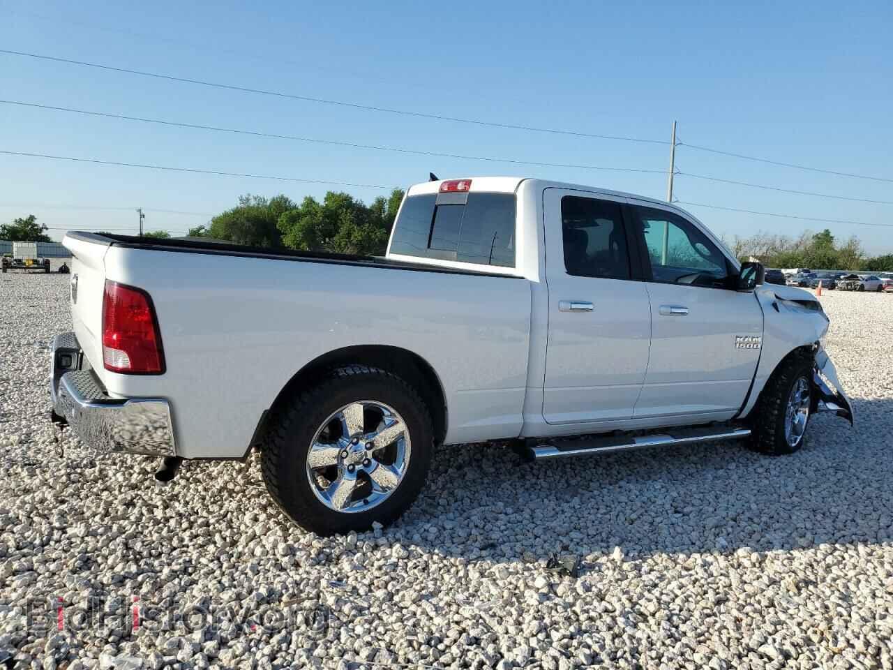 2018 RAM 1500 - VIN: 1C6RR6GG1JS170996 - Фото 3