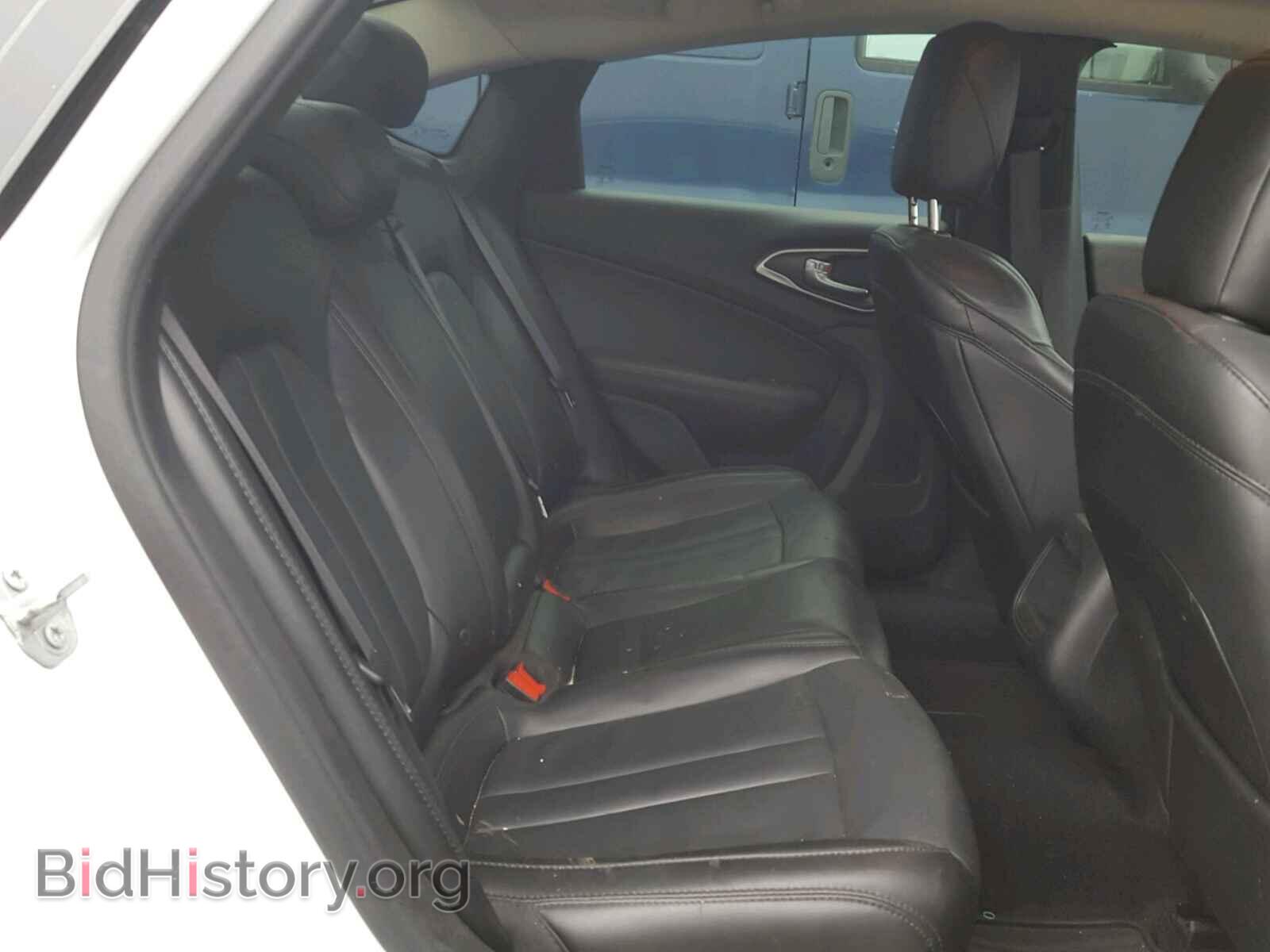 2016 CHRYSLER 200 - VIN: 1C3CCCAB8GN171828 - Фото 6