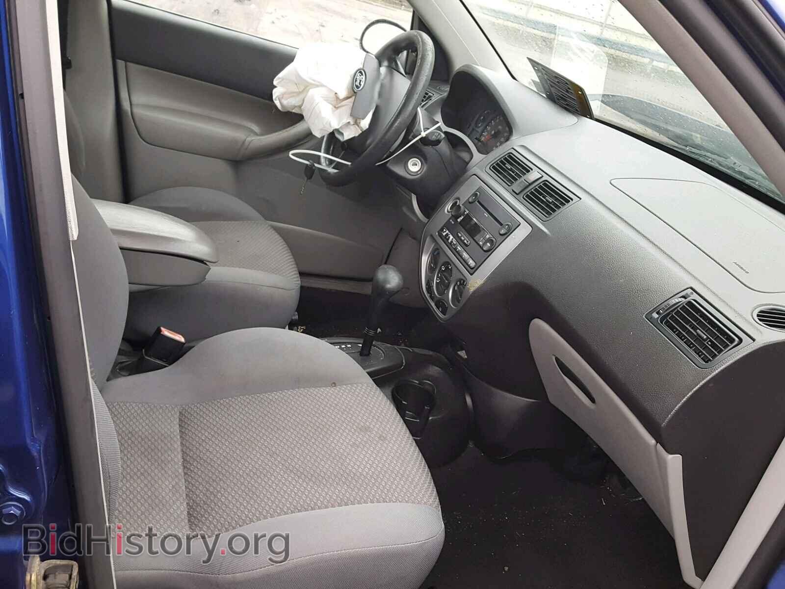 2005 FORD FOCUS - VIN: 3FAFP37N05R108995 - Фото 5