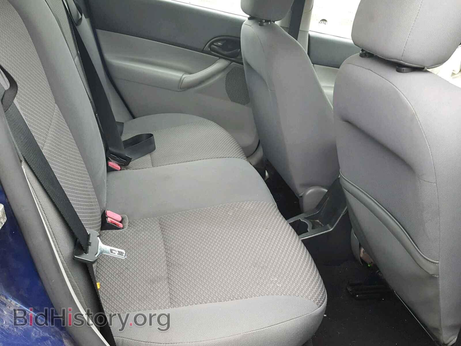2005 FORD FOCUS - VIN: 3FAFP37N05R108995 - Фото 6