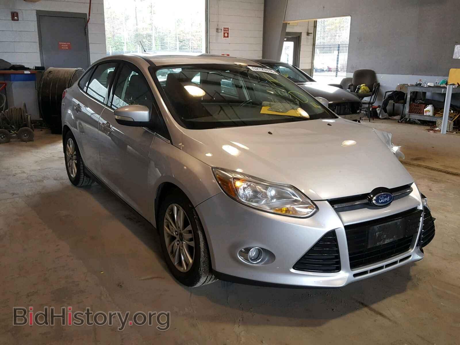 Photo 1FAHP3H21CL206992 - FORD FOCUS 2012