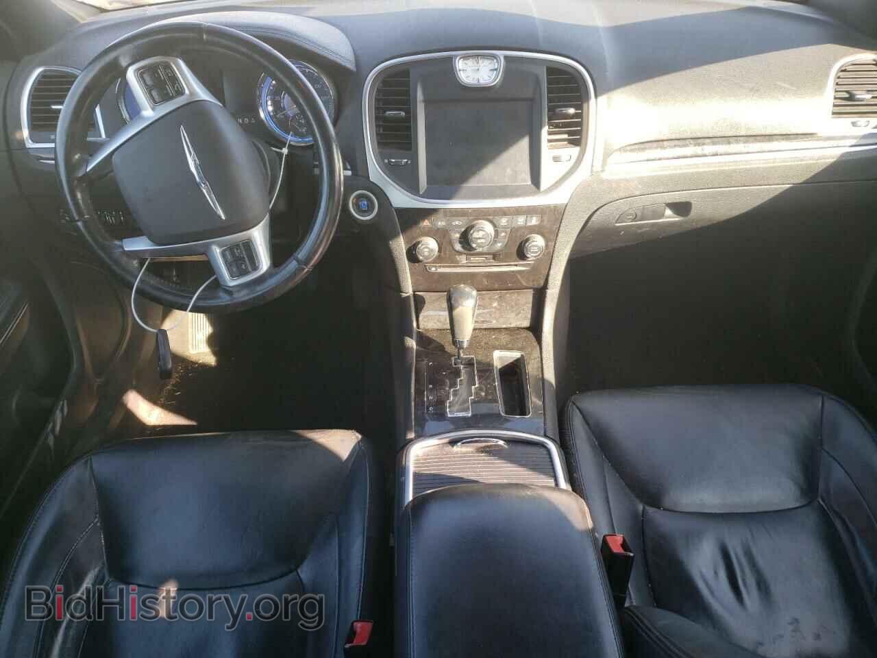 2011 CHRYSLER 300 - VIN: 2C3CA5CG2BH585182 - Фото 8