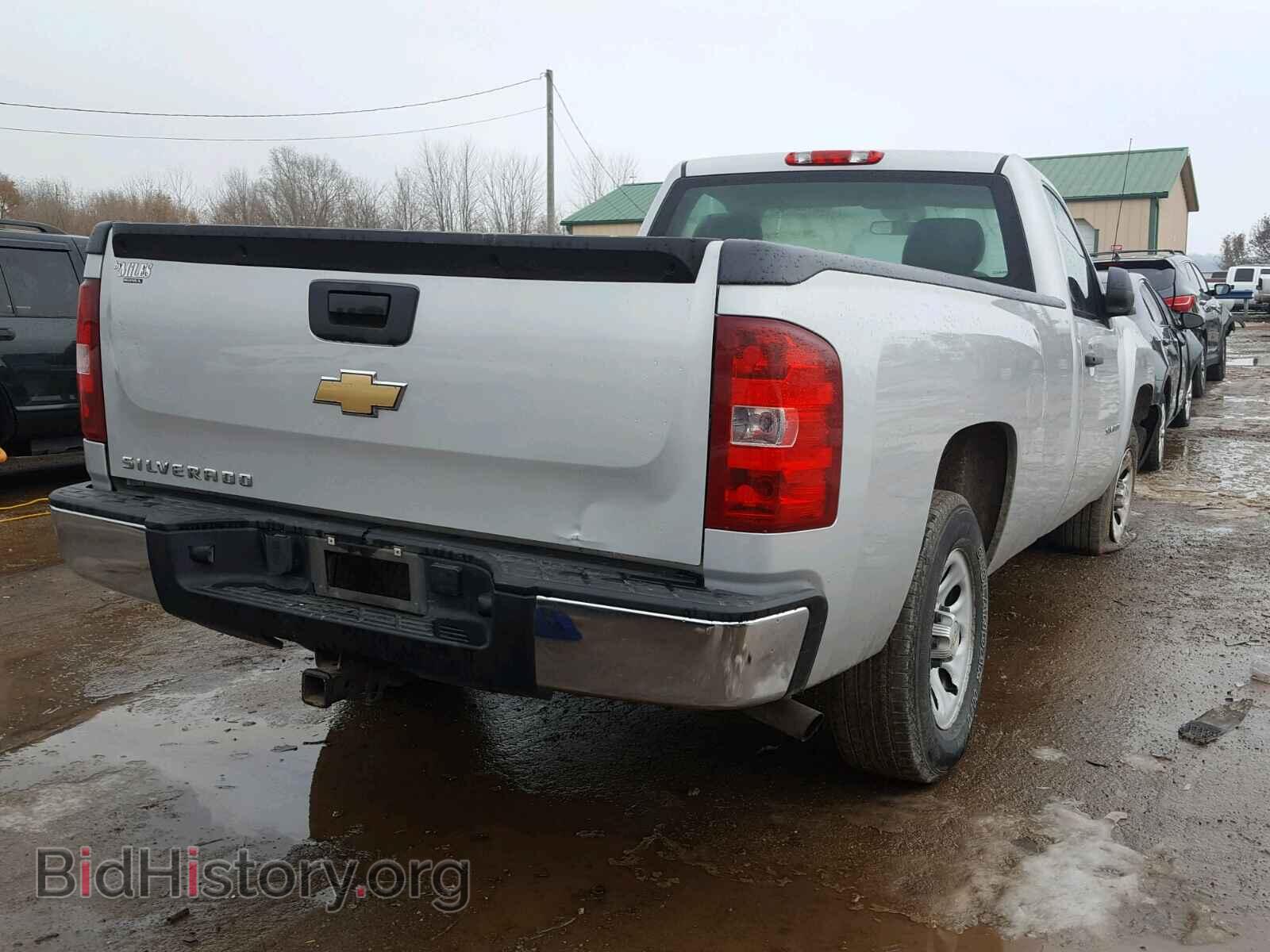 2010 CHEVROLET SILVERADO - VIN: 1GCPCPEX2AZ257260 - Фото 4