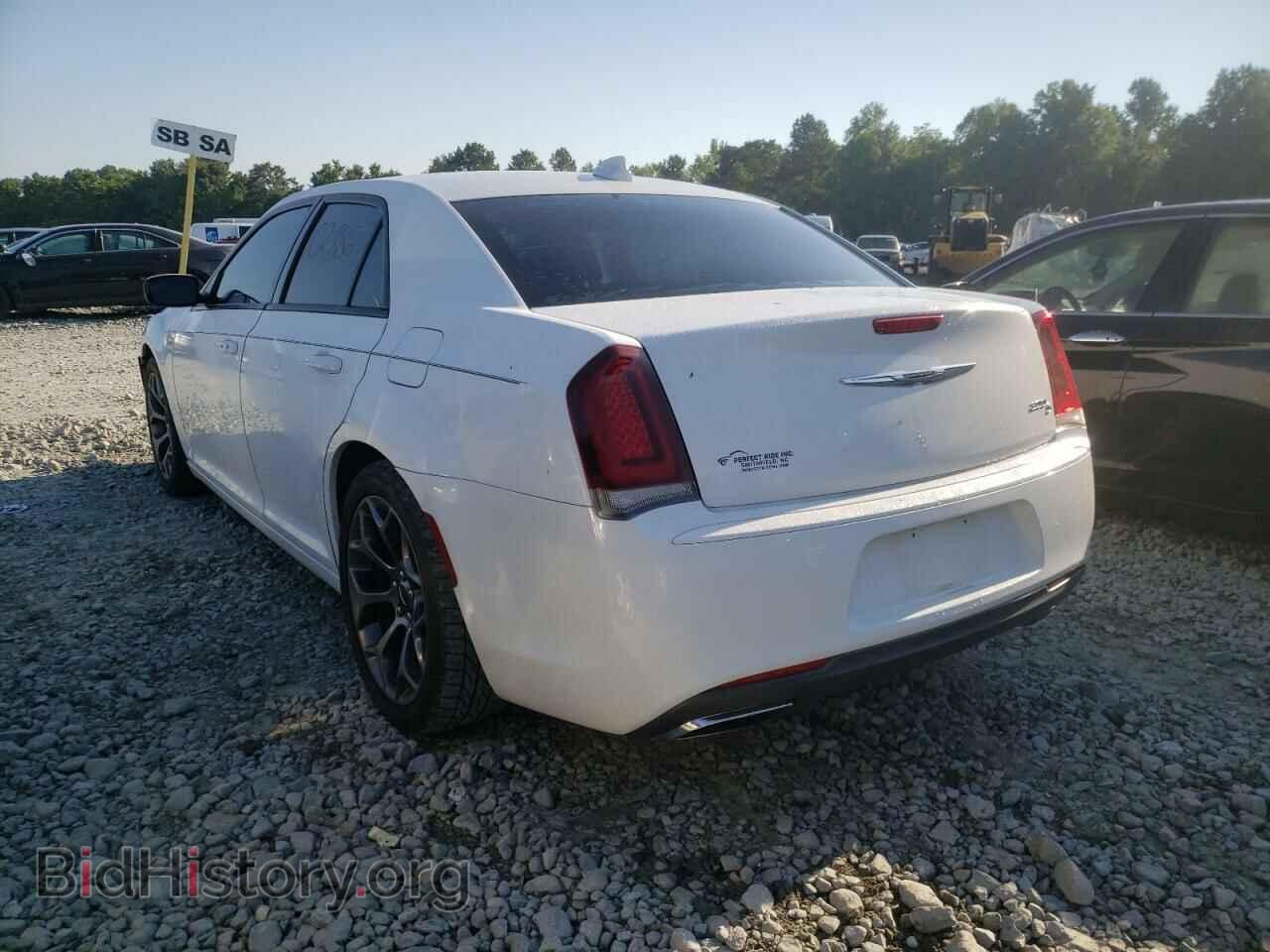 2015 CHRYSLER 300 - VIN: 2C3CCABG3FH898655 - Фото 3