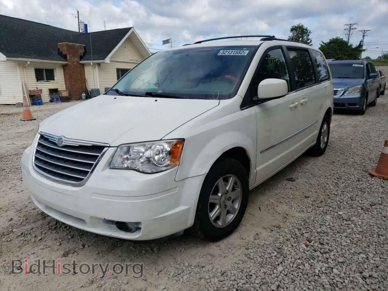 2010 CHRYSLER MINIVAN - VIN: 2A4RR5D1XAR386909 - Photo 2