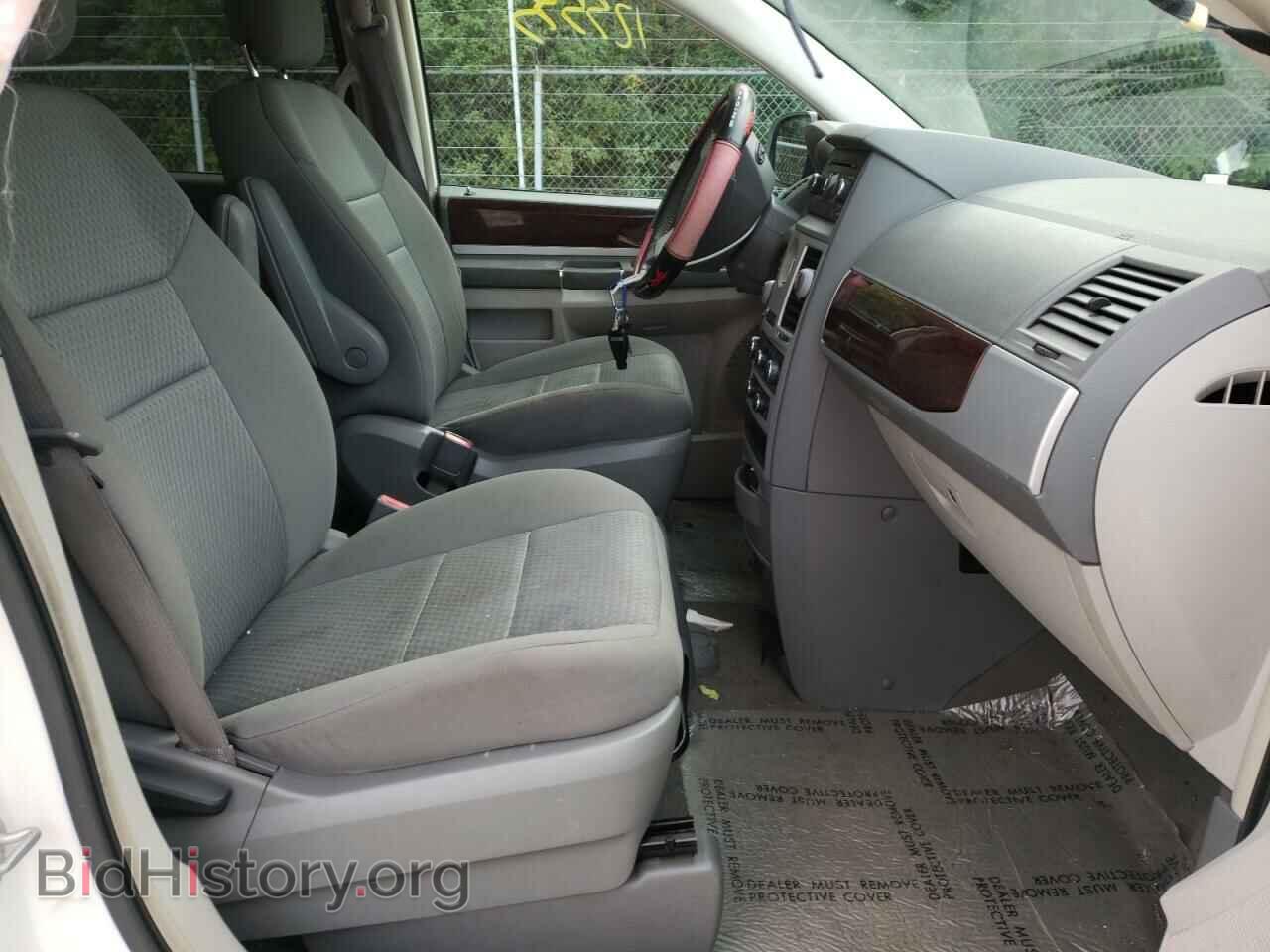 2010 CHRYSLER MINIVAN - VIN: 2A4RR5D1XAR386909 - Photo 5