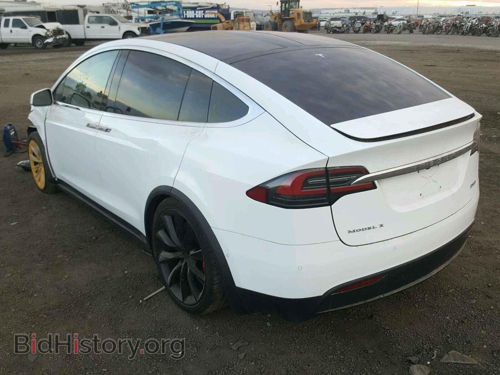 2016 TESLA MODEL X - VIN: 5YJXCBE46GF008273 - Photo 3