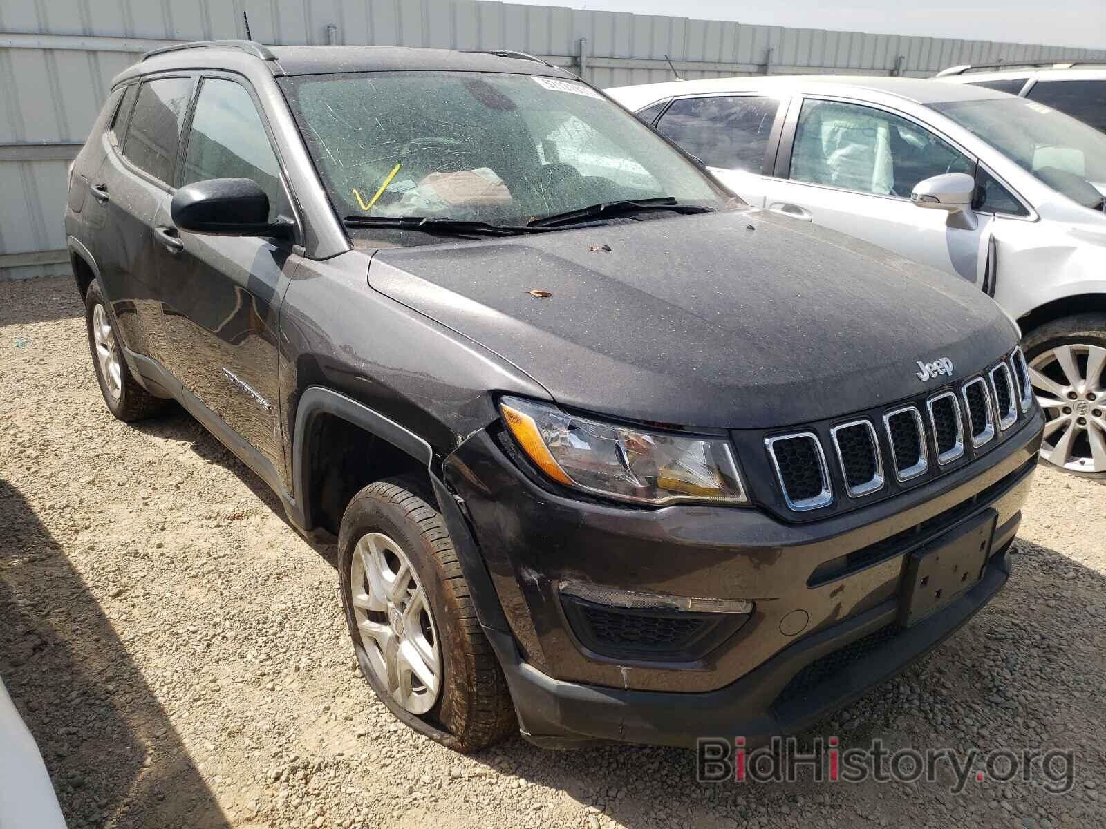 Photo 3C4NJDAB7JT418764 - JEEP COMPASS 2018