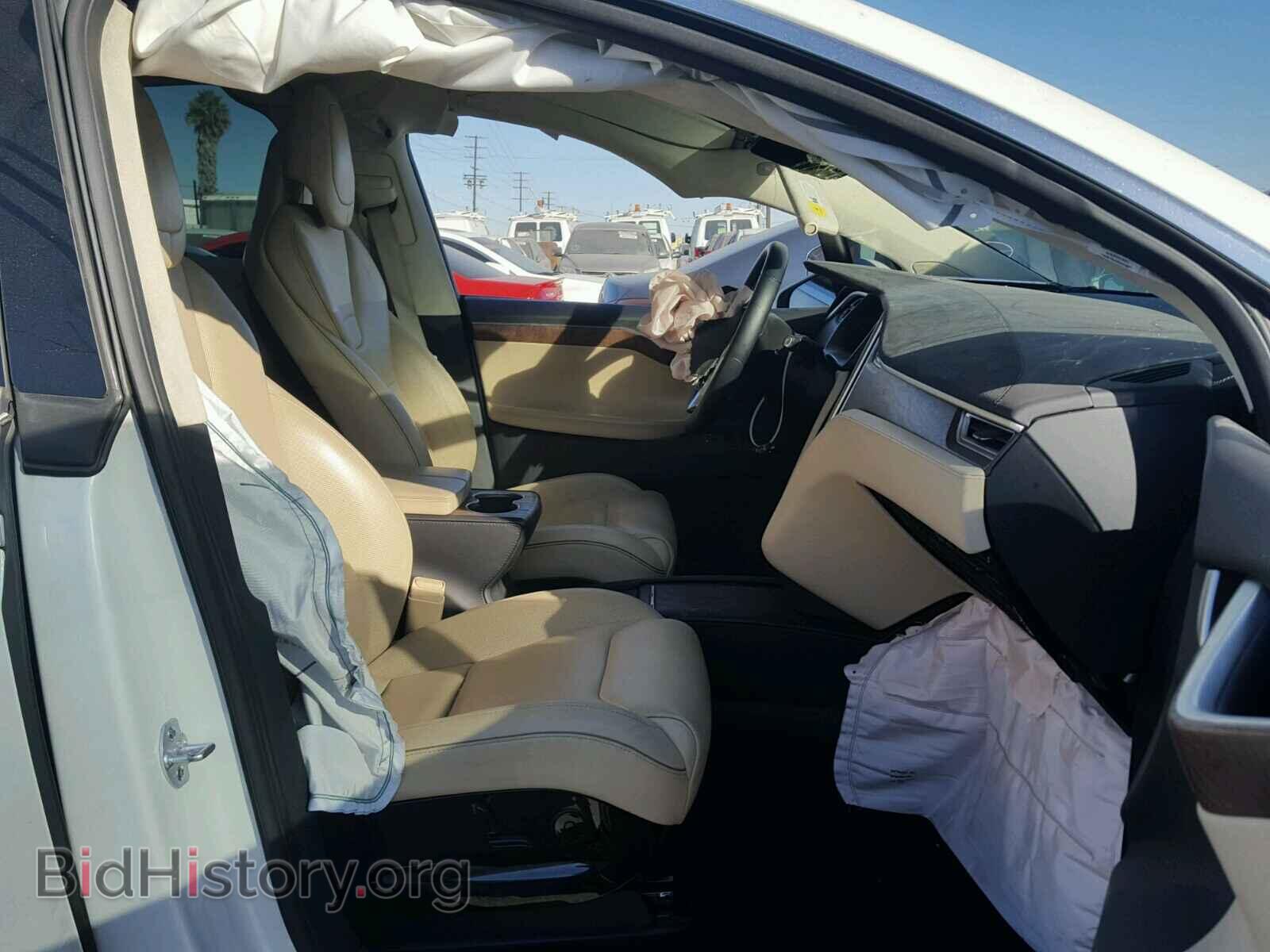 2016 TESLA MODEL X - VIN: 5YJXCBE4XGF011760 - Photo 5