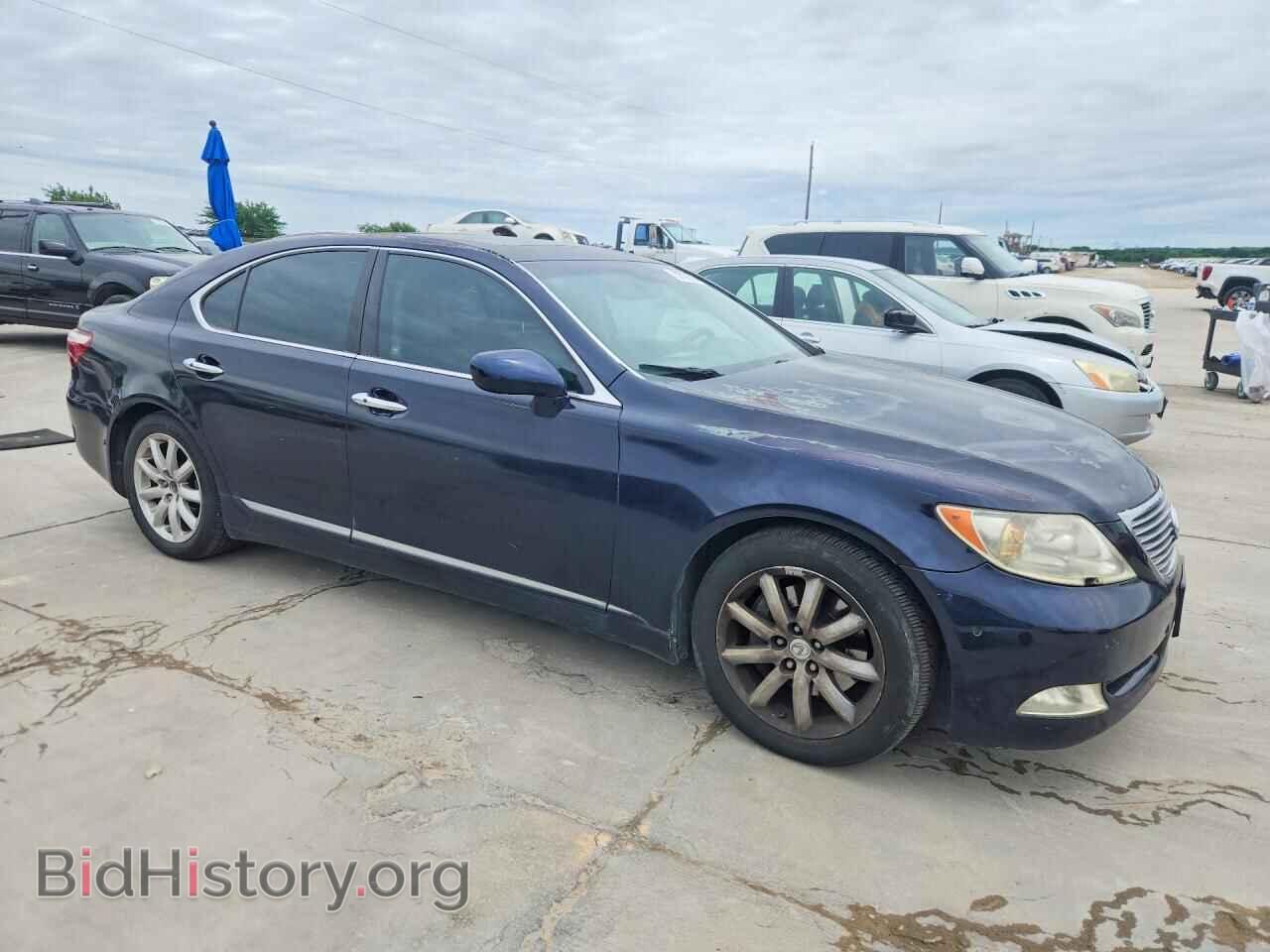 2007 LEXUS LS460 - VIN: JTHBL46F475015311 - Photo 4