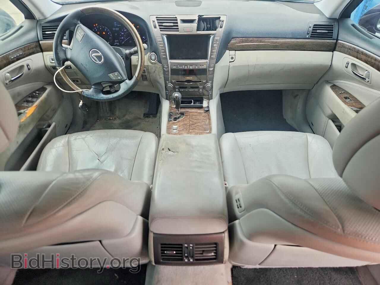 2007 LEXUS LS460 - VIN: JTHBL46F475015311 - Photo 8