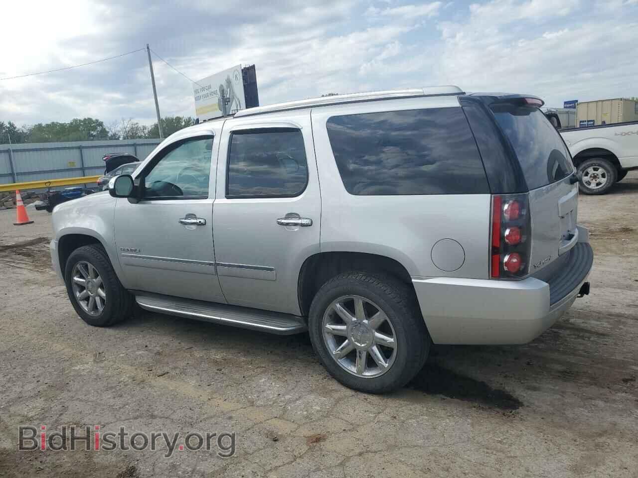 2013 GMC YUKON - VIN: 1GKS2EEF6DR339896 - Фото 2