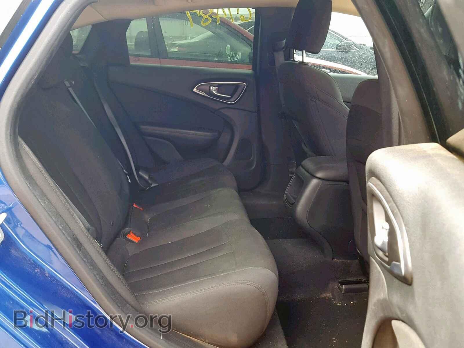 2016 CHRYSLER 200 - VIN: 1C3CCCAB8GN117932 - Фото 6